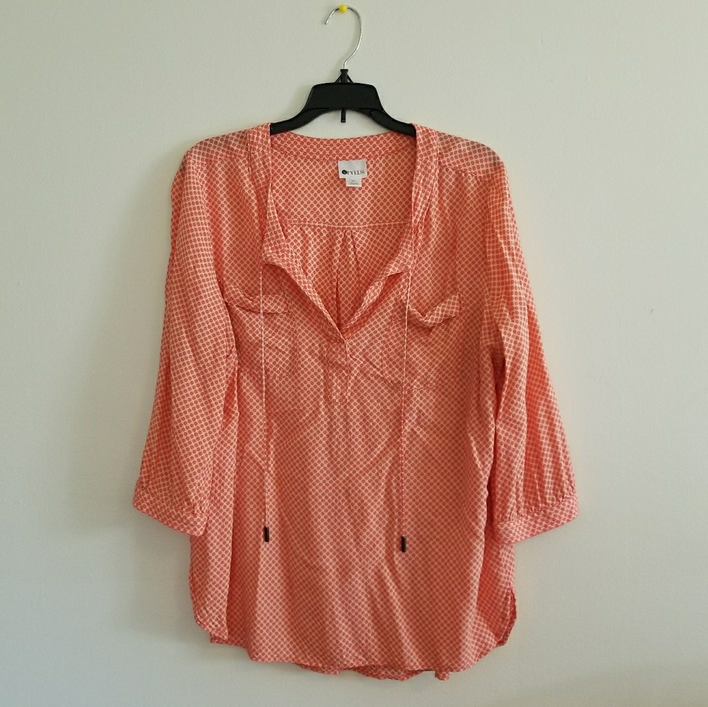Coral patterned 3/4 length sleeve blouse